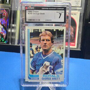 1982 Topps #200 George Brett (HOF) (CGC 7)